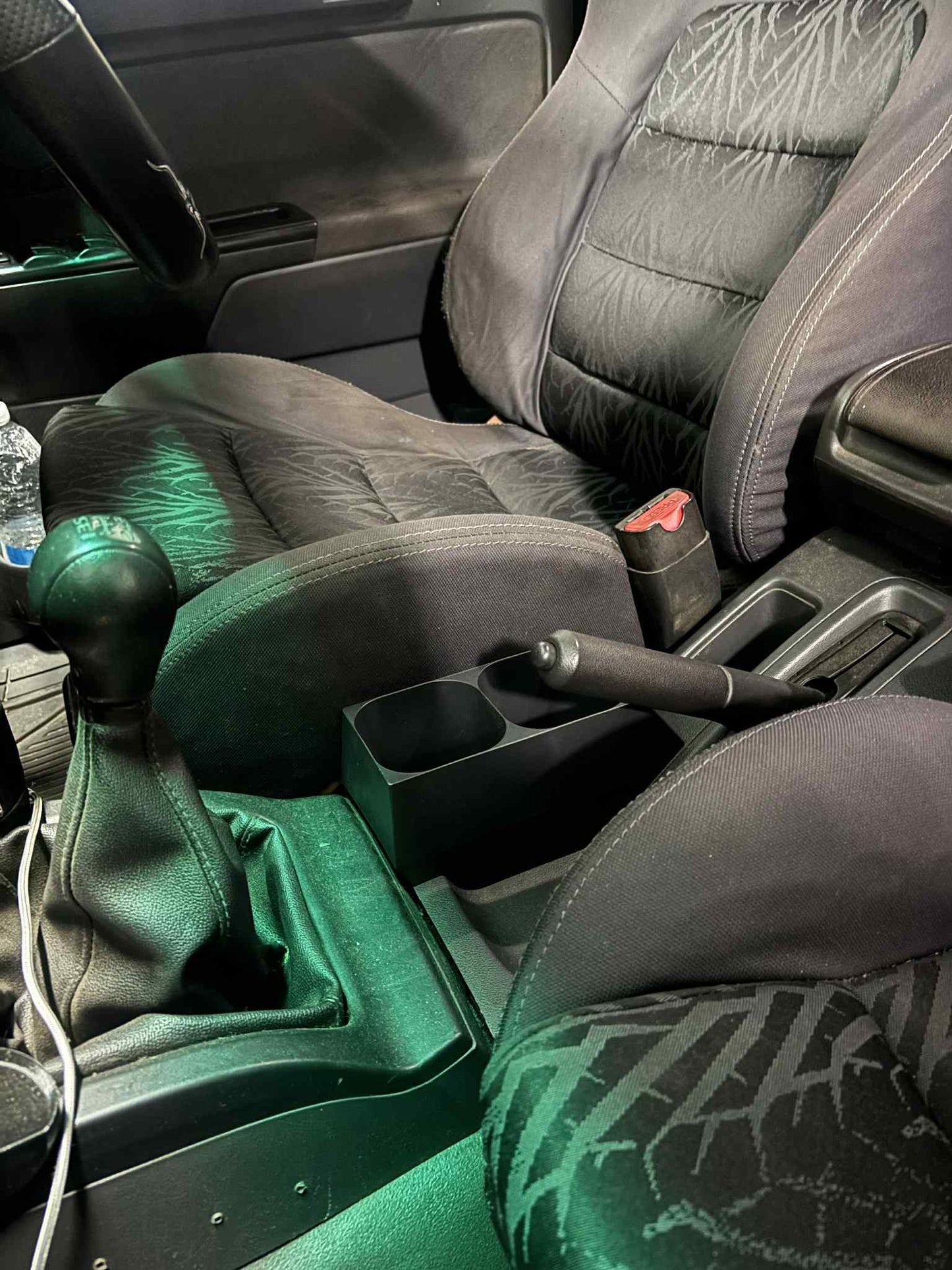 RC Colorado/RA Rodeo/D-max Cup Holder